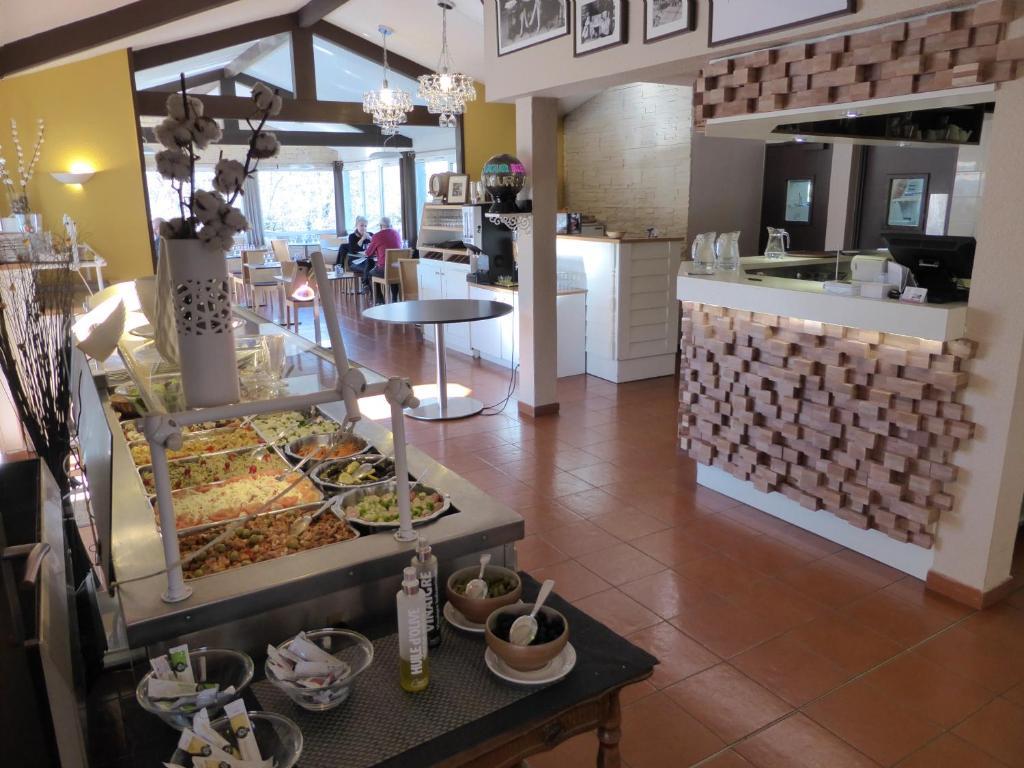Hotel & Restaurant Heliotel Montferrier-sur-Lez Eksteriør billede