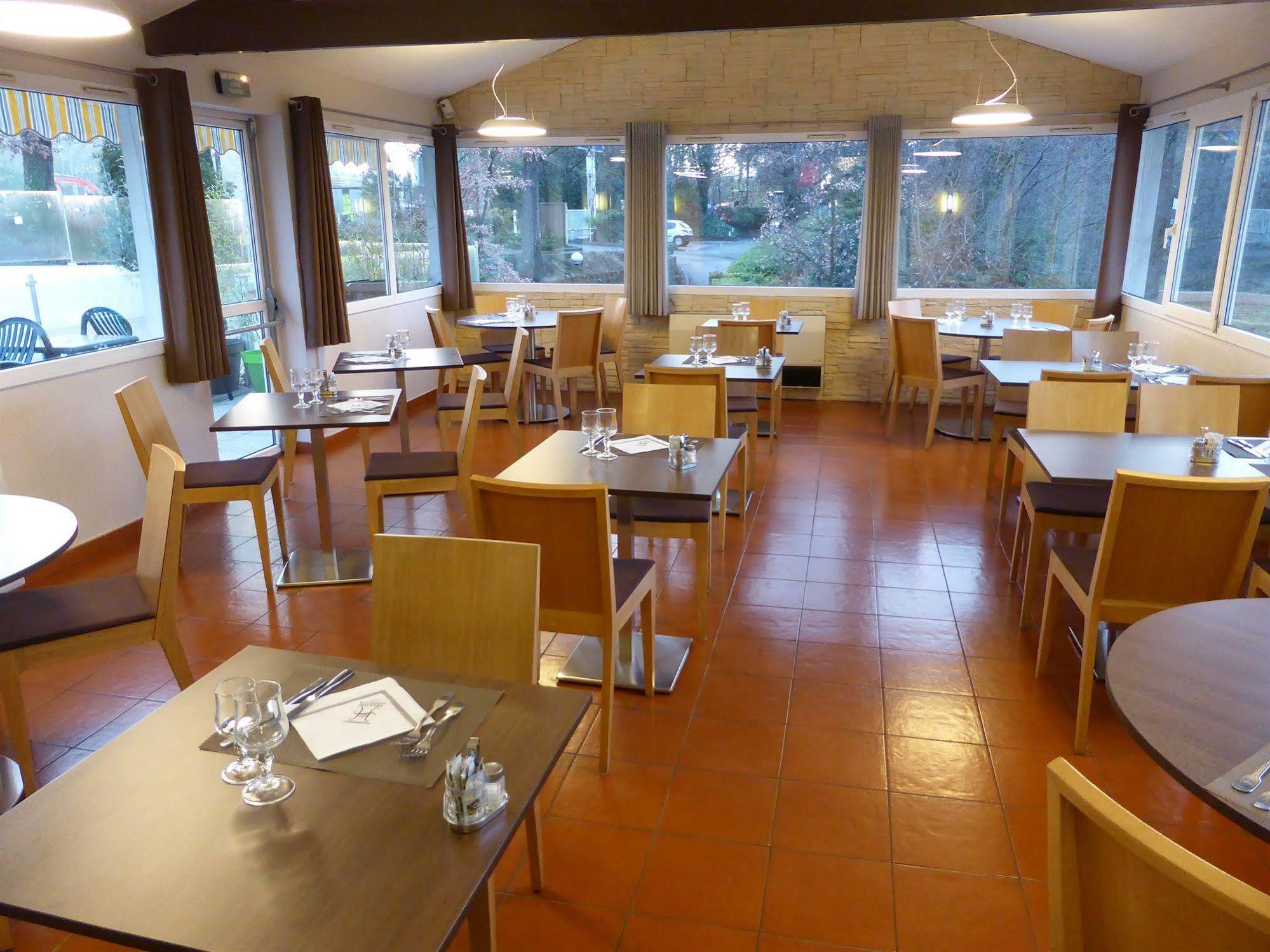 Hotel & Restaurant Heliotel Montferrier-sur-Lez Eksteriør billede